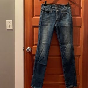 Lucky brand Sweet Straight jean